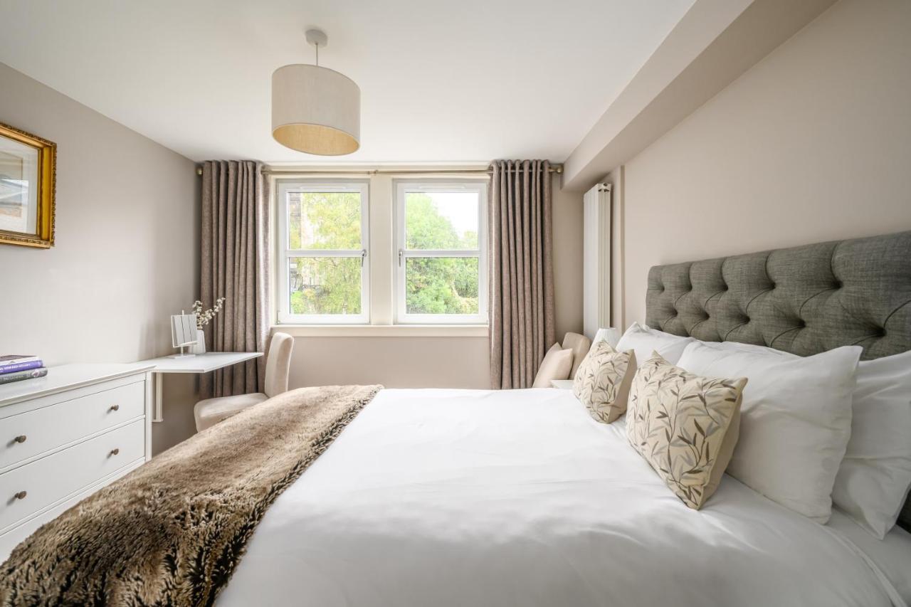 Castle View Hideaway Apartment Edinburgh Bagian luar foto